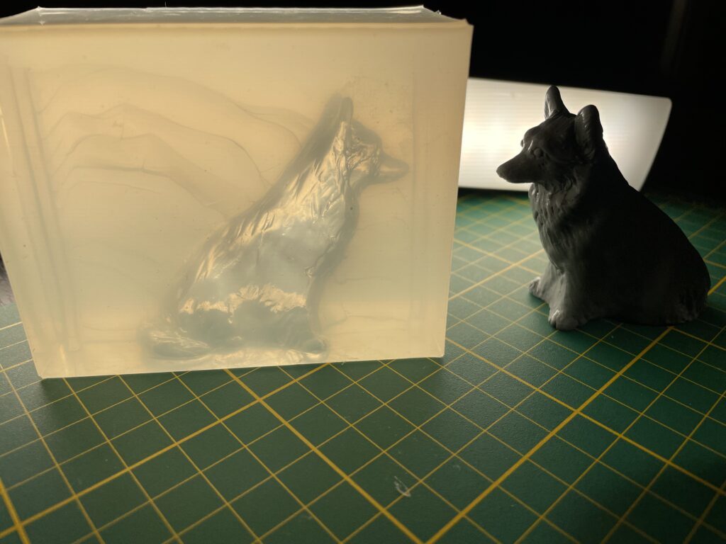 forma silikonowa z silikonu addycyjnego do produkcji odlewów z żywicy epoksydowej